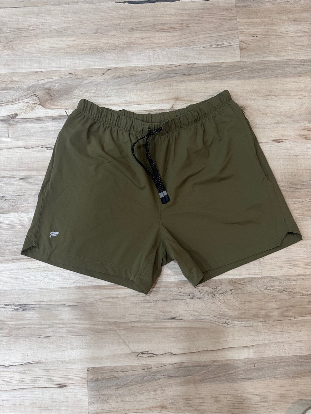 Mens Fabletics 5 inch The One Short Unlined sz. L